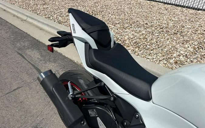 2025 Kawasaki Ninja® ZX™-6R ABS KRT Edition