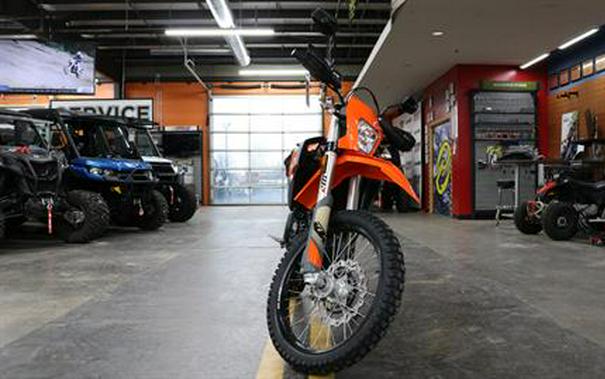 2024 KTM 690 Enduro R