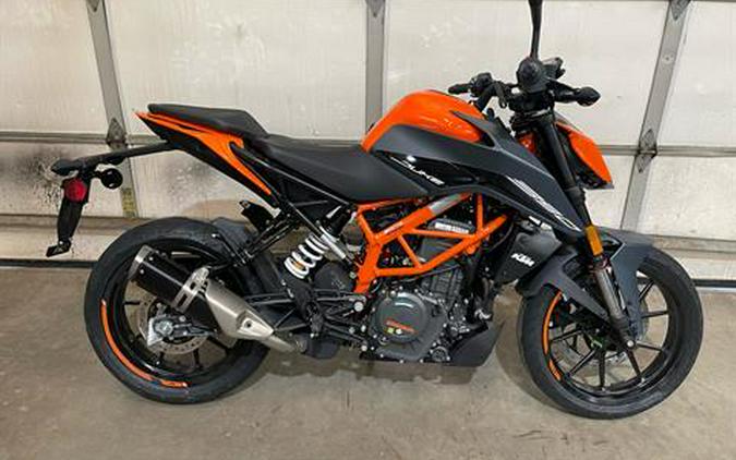 2023 KTM 390 Duke