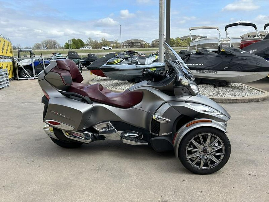 2014 Can-Am® Spyder® RT Limited SE6