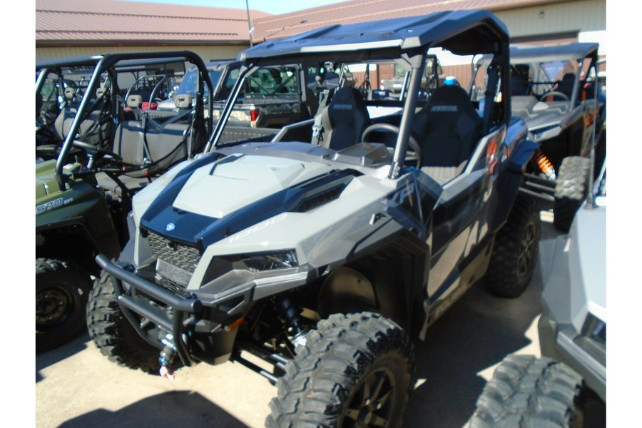 2023 Polaris Industries 1000 General Ultimate