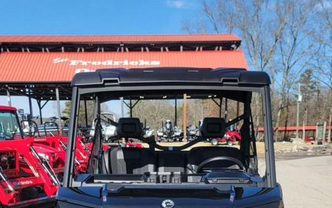 2026 Can-Am® Defender XT HD11 With 10.25 in.display