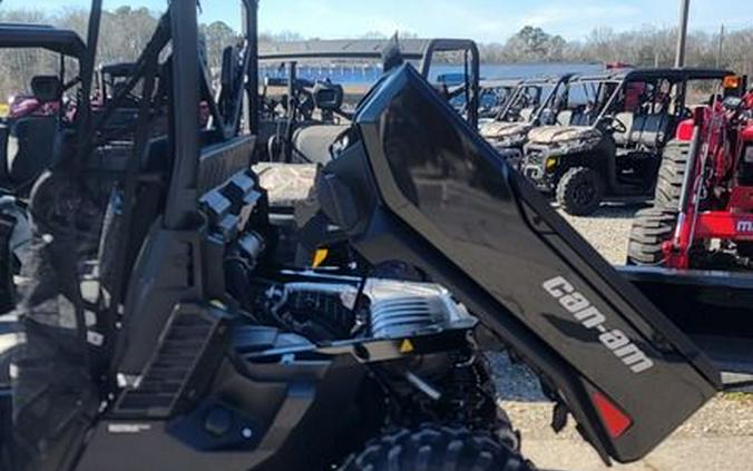 2026 Can-Am® Defender XT HD11 With 10.25 in.display