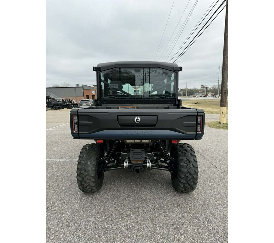 2026 Can-Am® Defender XT CAB HD11