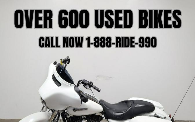 2016 Harley-Davidson® Street Glide - FP8144