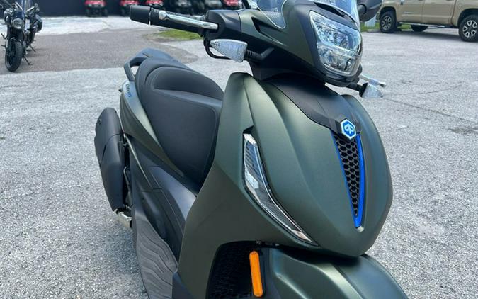2027 Piaggio BV 400 S