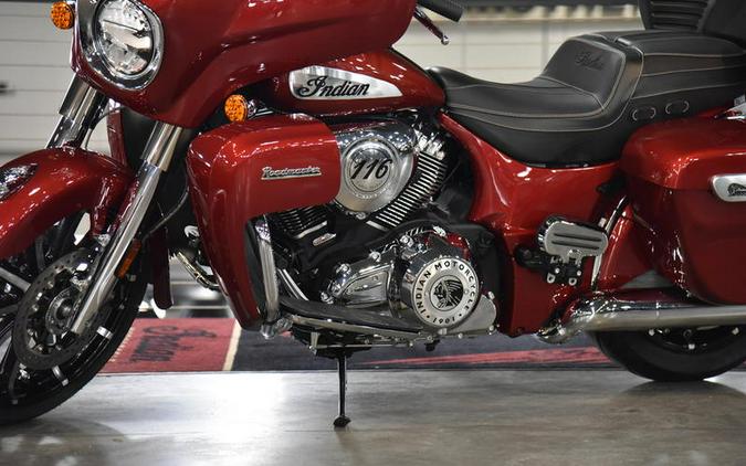 2023 Indian Motorcycle® Roadmaster® Limited Stryker Red Metallic