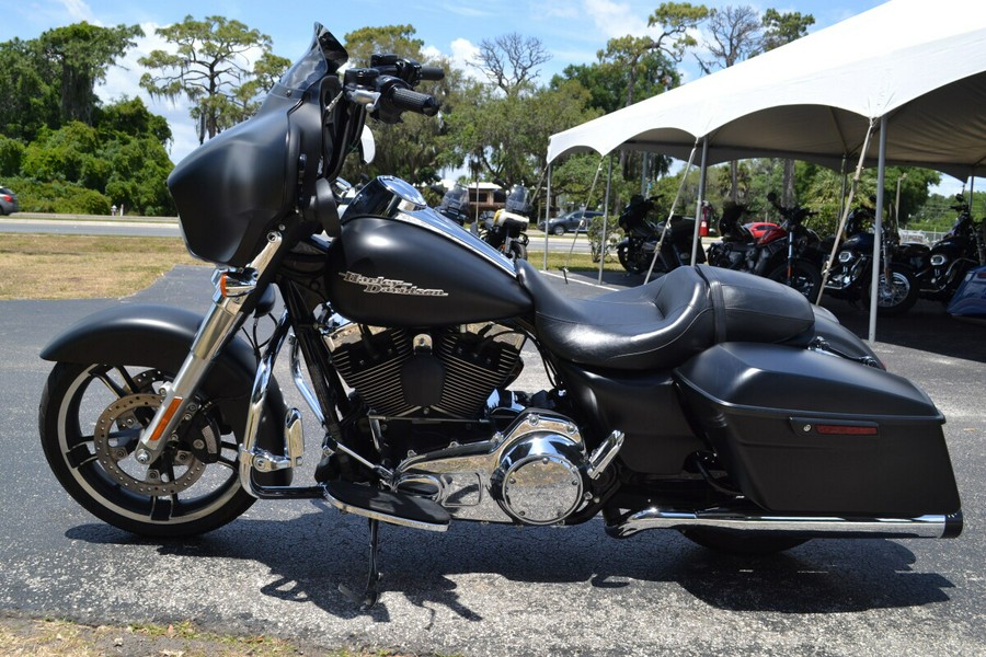 2014 Harley-Davidson Street Glide - FLHX