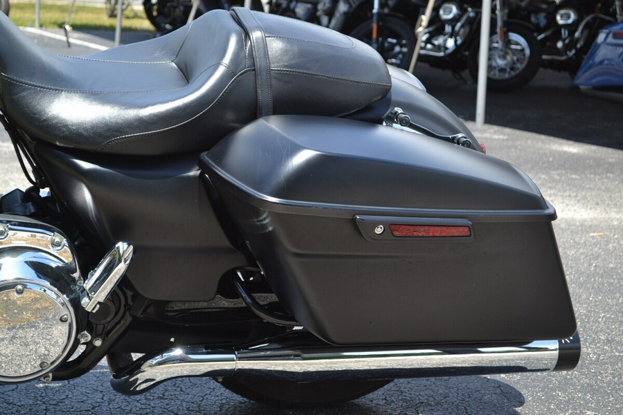 2014 Harley-Davidson Street Glide - FLHX