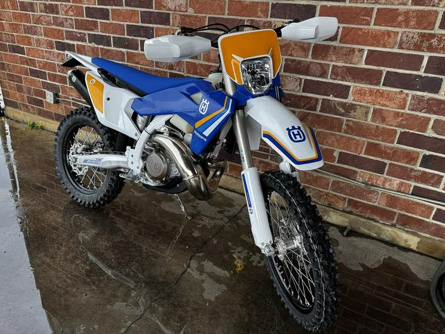 2025 Husqvarna® TE 300 Heritage