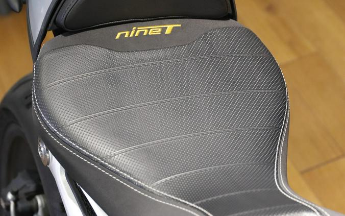 2021 BMW RNINET