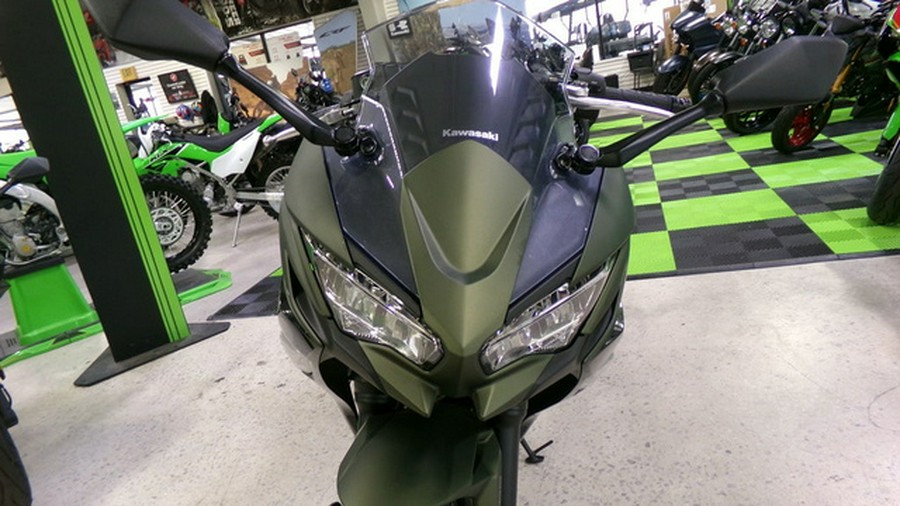 2024 Kawasaki Ninja 650 ABS Metallic Covert Green/Metallic Spar