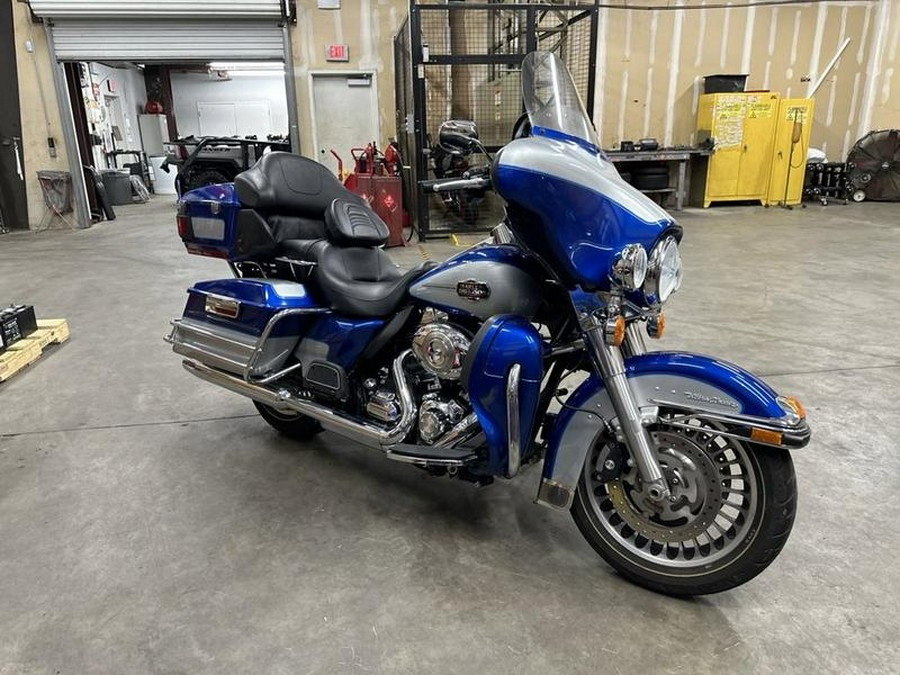 2010 Harley-Davidson® FLHTCU - Ultra Classic® Electra Glide