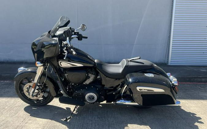 2024 Indian Motorcycle® Chieftain® Black Metallic