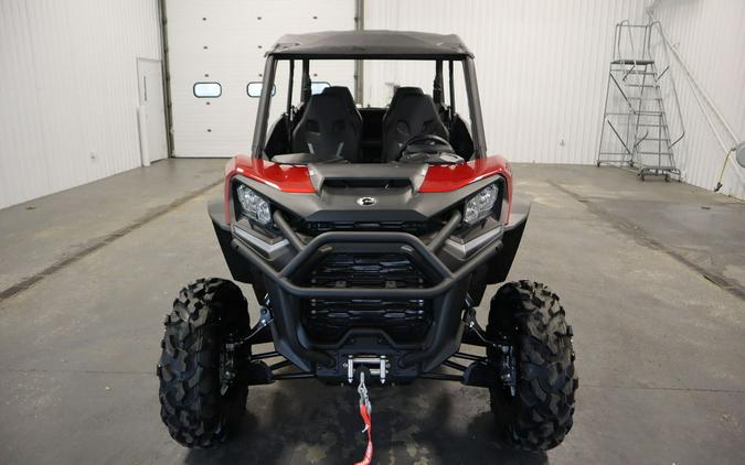 2025 Can-Am® Commander MAX XT 700