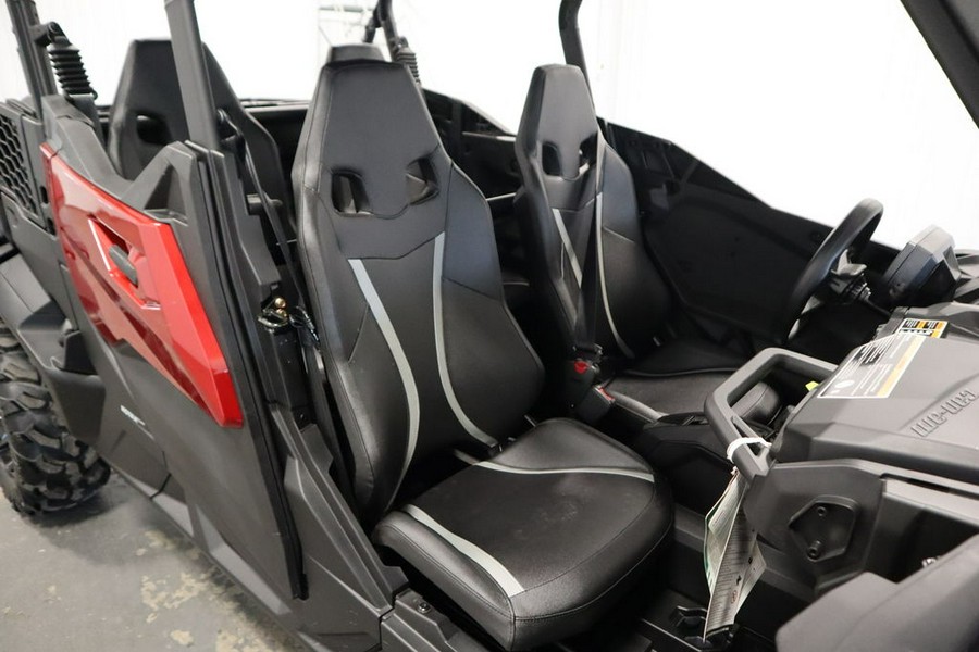 2025 Can-Am® Commander MAX XT 700