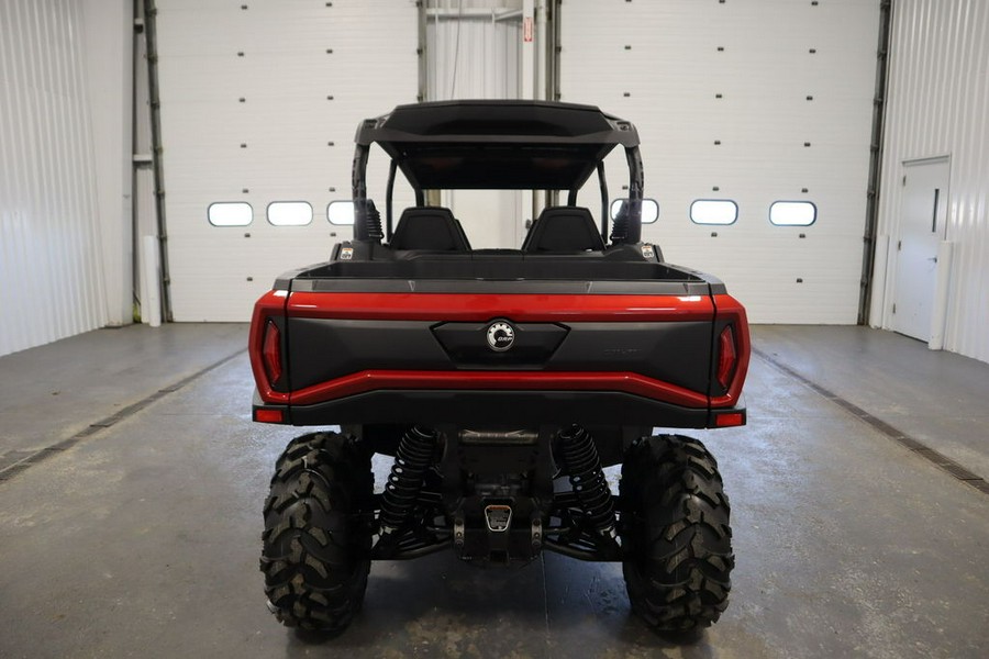 2025 Can-Am® Commander MAX XT 700