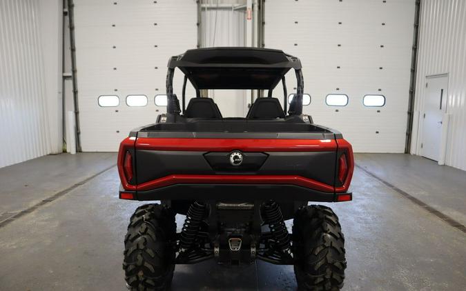 2025 Can-Am® Commander MAX XT 700