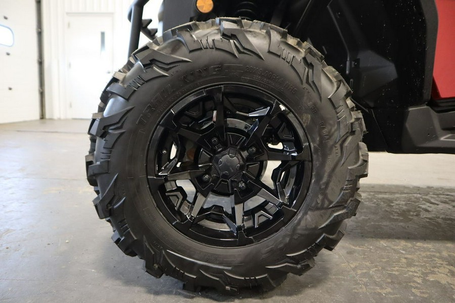 2025 Can-Am® Commander MAX XT 700