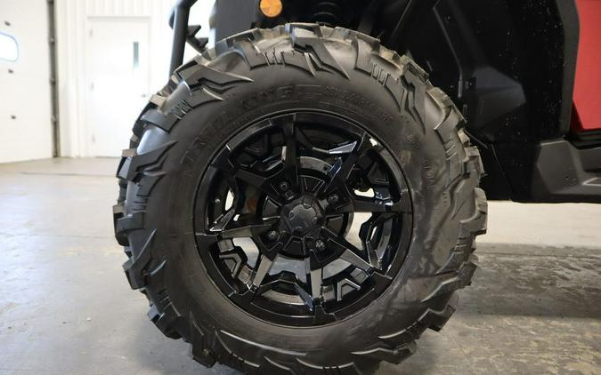 2025 Can-Am® Commander MAX XT 700