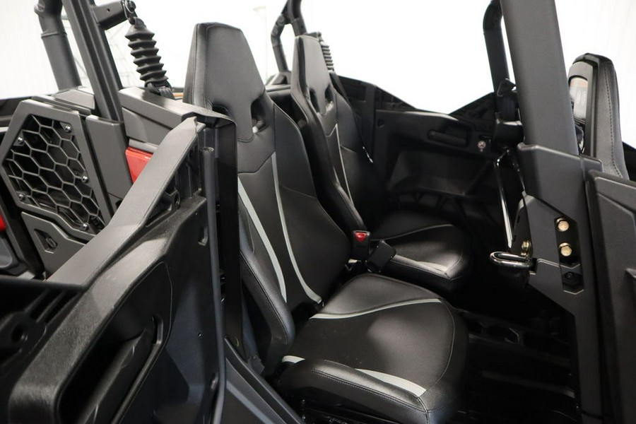 2025 Can-Am® Commander MAX XT 700