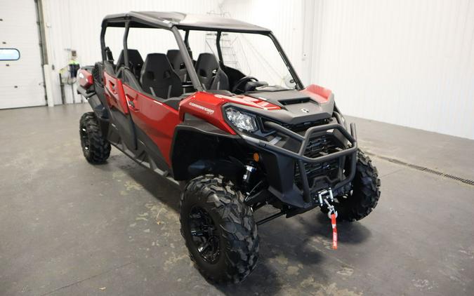 2025 Can-Am® Commander MAX XT 700