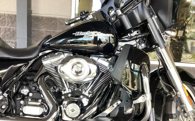 FLHX 2013 Street Glide®