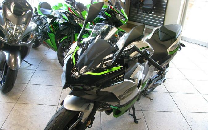 2024 Kawasaki Ninja® 7 Hybrid ABS