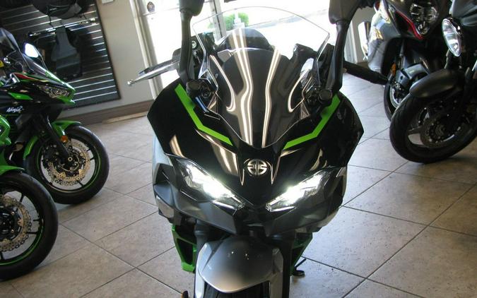 2024 Kawasaki Ninja® 7 Hybrid ABS