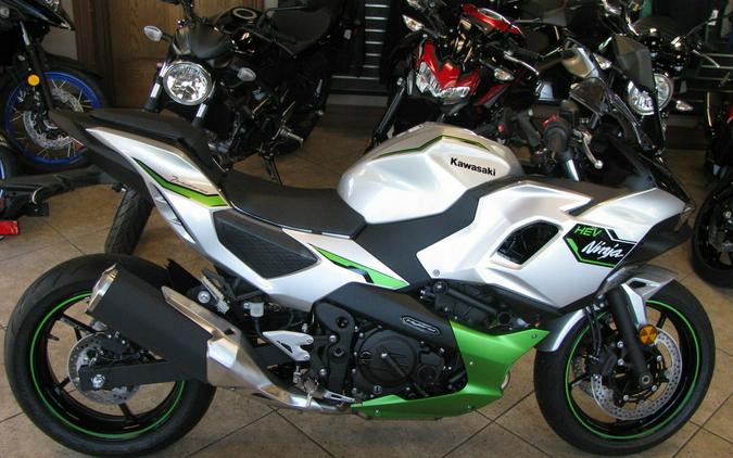 2024 Kawasaki Ninja® 7 Hybrid ABS