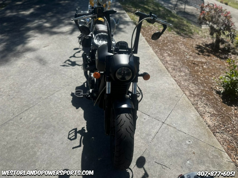 2019 Indian Motorcycle® Scout® Bobber ABS Thunder Black Smoke