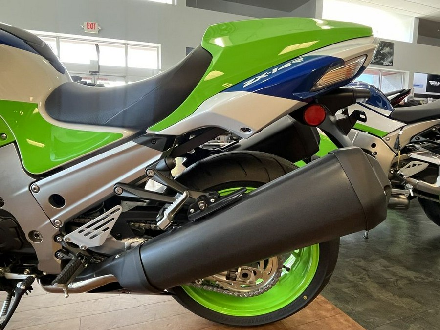 2024 Kawasaki Ninja® ZX™-14R 40th Anniversary Edition ABS