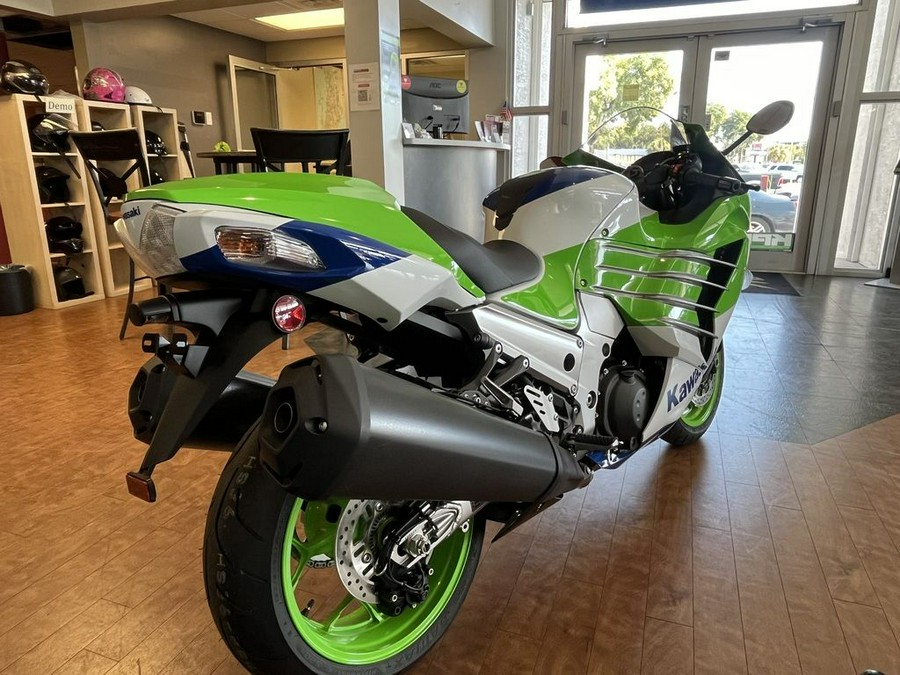 2024 Kawasaki Ninja® ZX™-14R 40th Anniversary Edition ABS