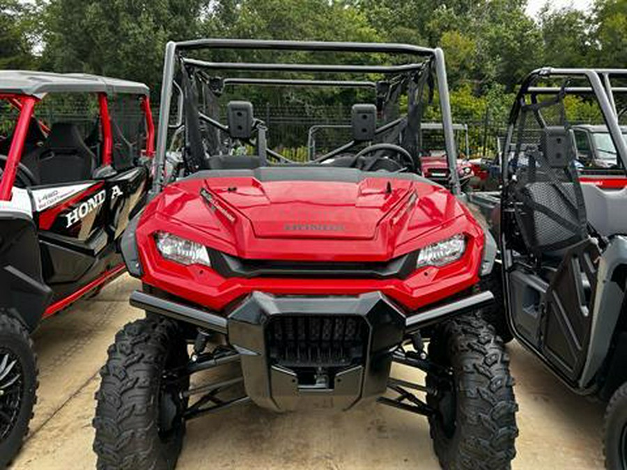 2025 Honda Pioneer 1000-5 Deluxe