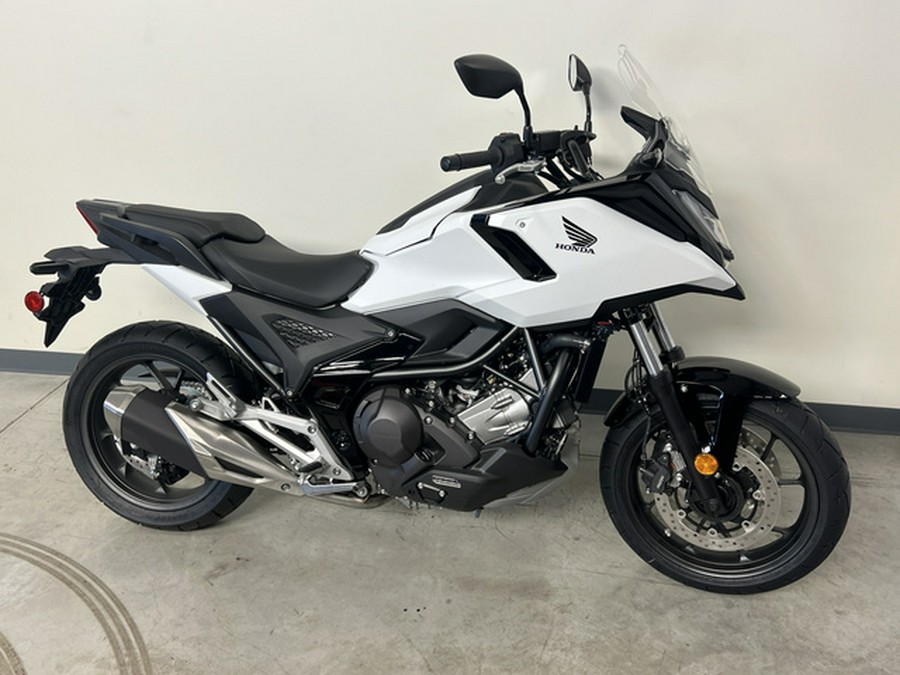 2025 Honda NC750X DCT (NC750XDS)
