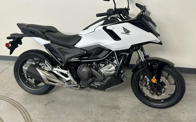 2025 Honda NC750X DCT (NC750XDS)