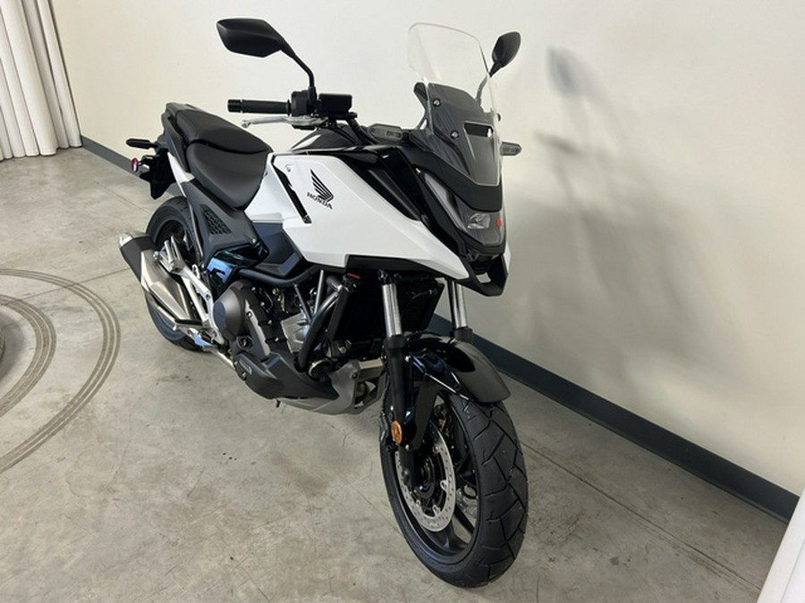 2025 Honda NC750X DCT (NC750XDS)