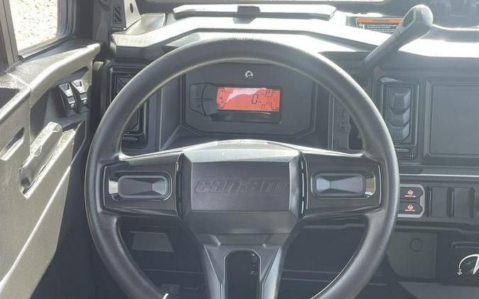 2026 Can-Am® Defender MAX XT CAB HD11