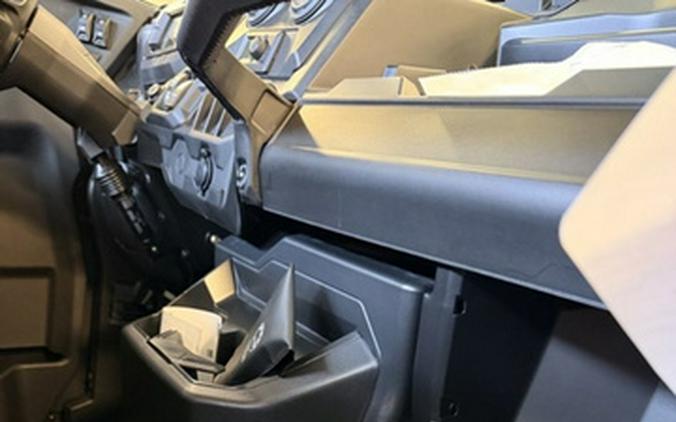 2026 Can-Am Defender DPS CAB HD10