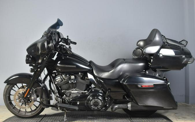 2019 Harley-Davidson Street Glide Special Vivid Black