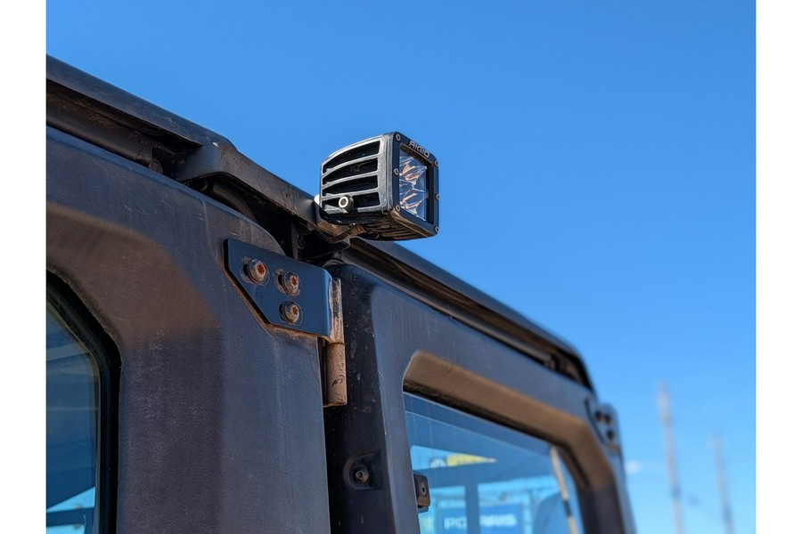 2018 DEFENDER MAX XT CAB HD10 - Can-Am