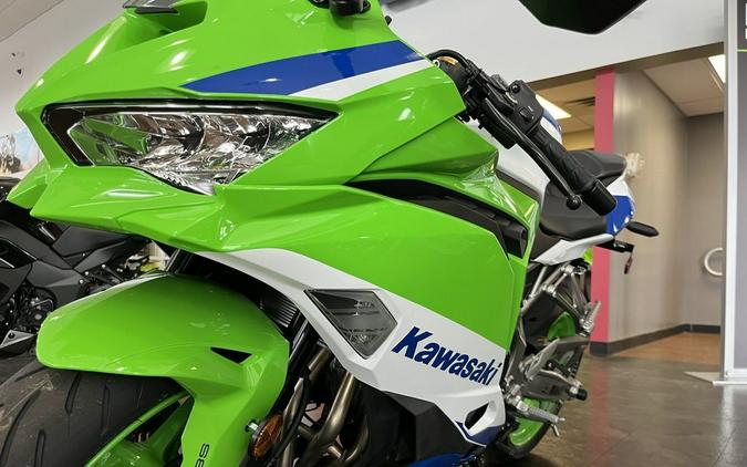 2024 Kawasaki Ninja® ZX™-4RR 40th Anniversary Edition ABS