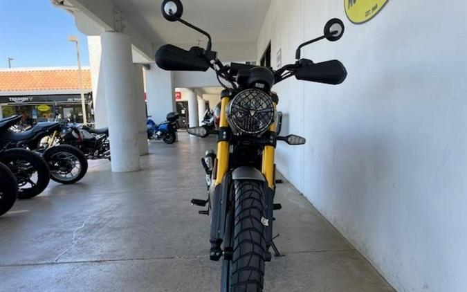 New 2024 Triumph SCRAMBLER 400 X