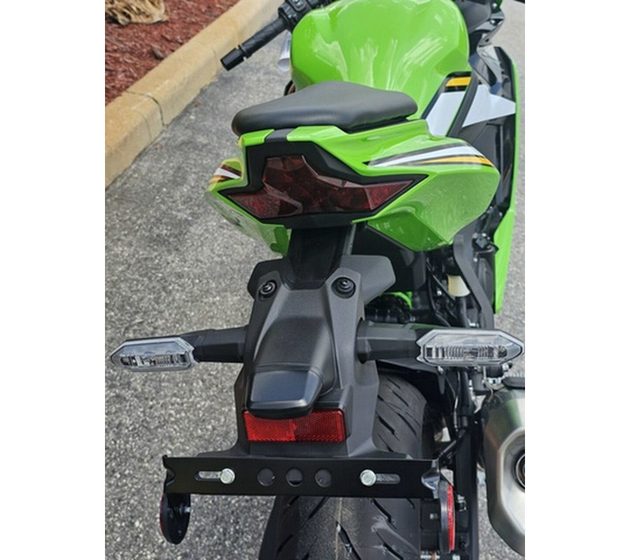 2025 Kawasaki NINJA ZX-4RR ABS KRT Edition ABS