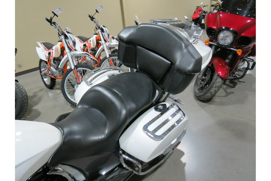 2016 Victory Motorcycles Cross Country Tour®