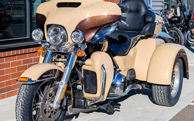 2014 Harley-Davidson® FLHTCUTG - Tri Glide® Ultra