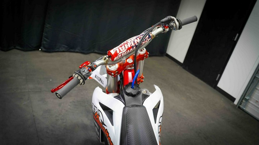 2022 GAS GAS F0301V6