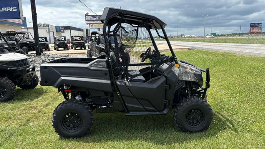 2026 Honda Pioneer 700 Forest