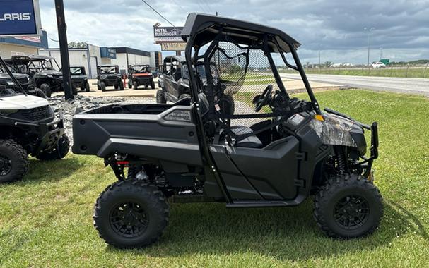 2026 Honda Pioneer 700 Forest