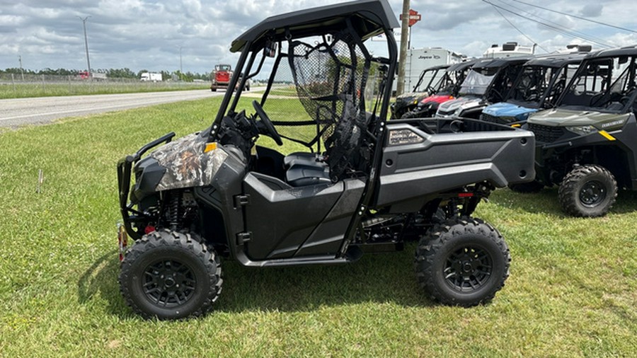 2026 Honda Pioneer 700 Forest